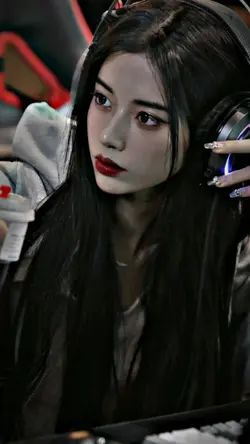 VERSI VINYET
