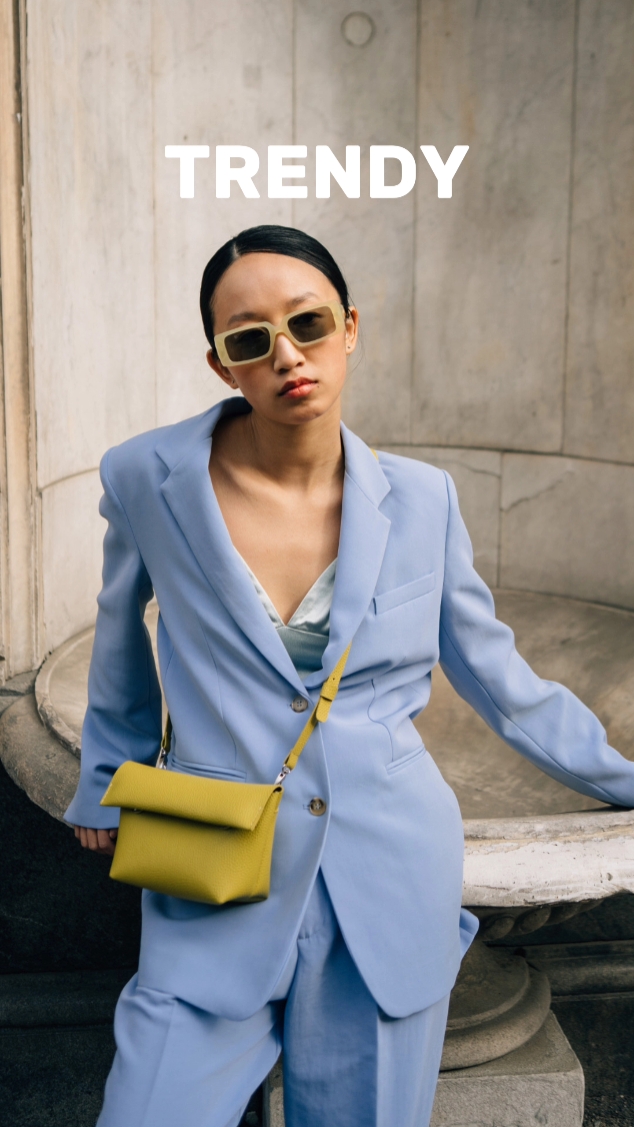 Affichage de produits vestimentaires battant le style TikTok 
