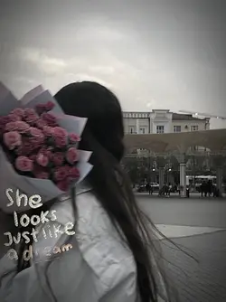 she looks just like