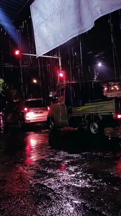 kesan di malam ini