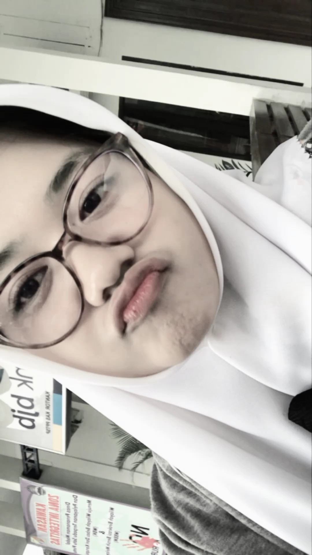 pengantar lagu 10foto