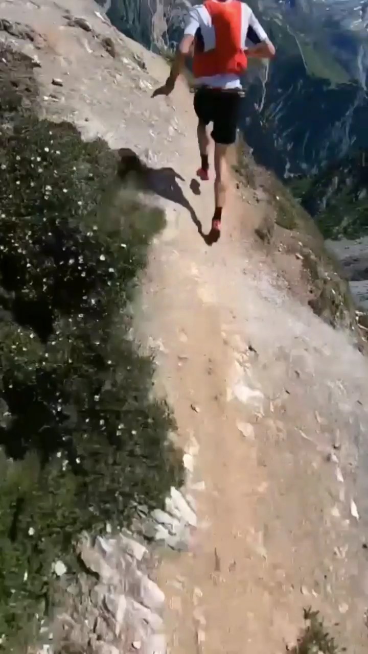 Jalan Mundur