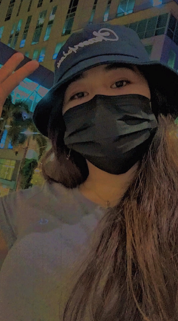 1 video + 4 foto