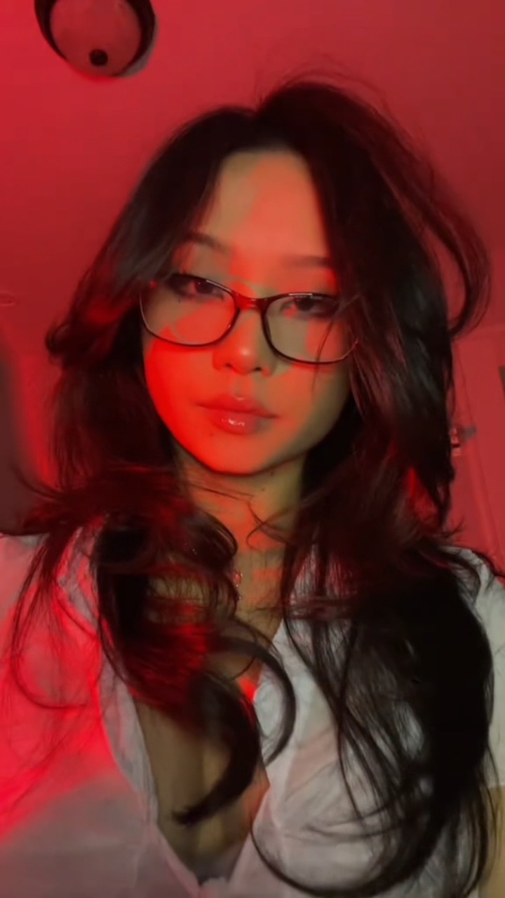 Nona mandiri