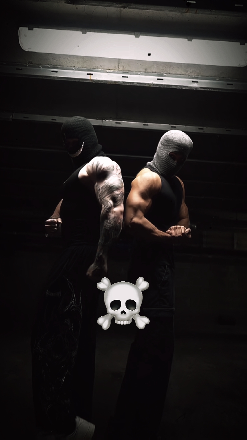 gym skullface