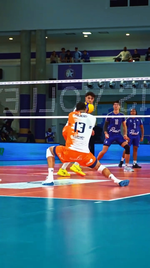 Vôlei transiti