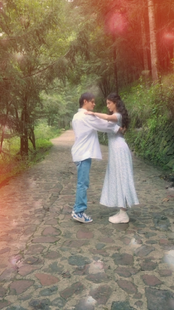 couple pasangan joget