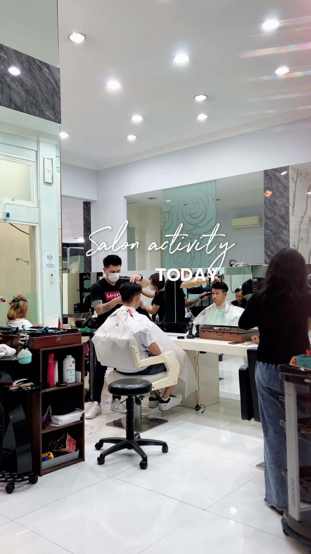 Salon activity