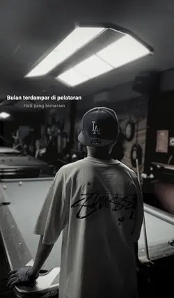 bulan terdampar 