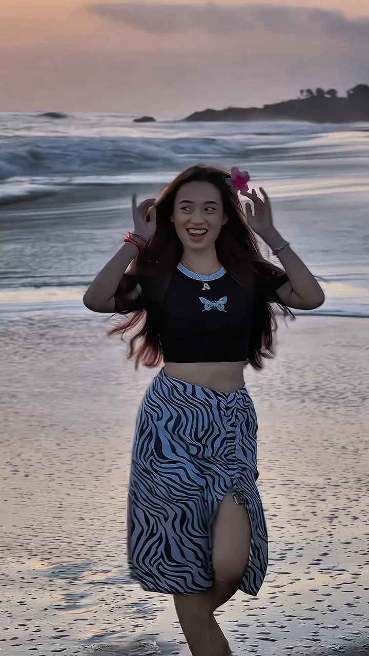 Kece em Câmera Lenta de 2Klip