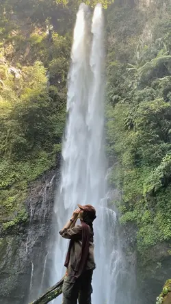 bagaikan sungai yang