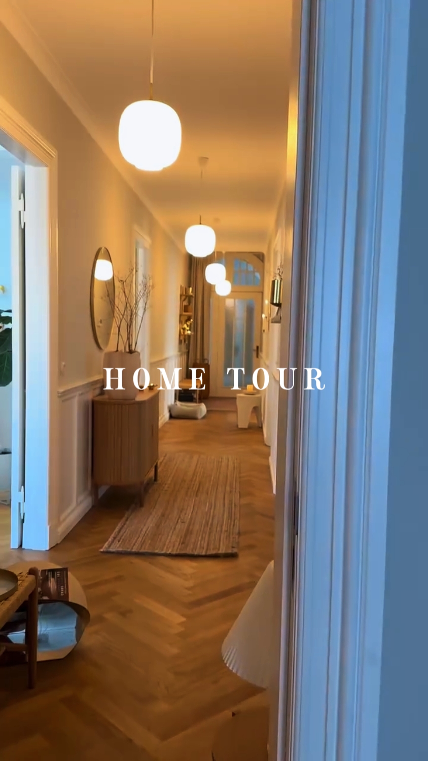 HOME TOUR