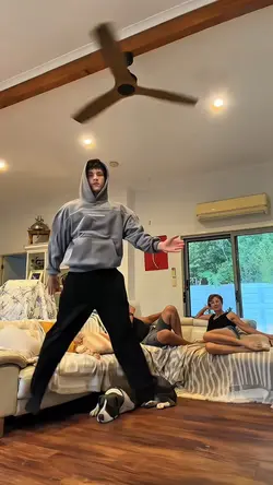 starships dance 