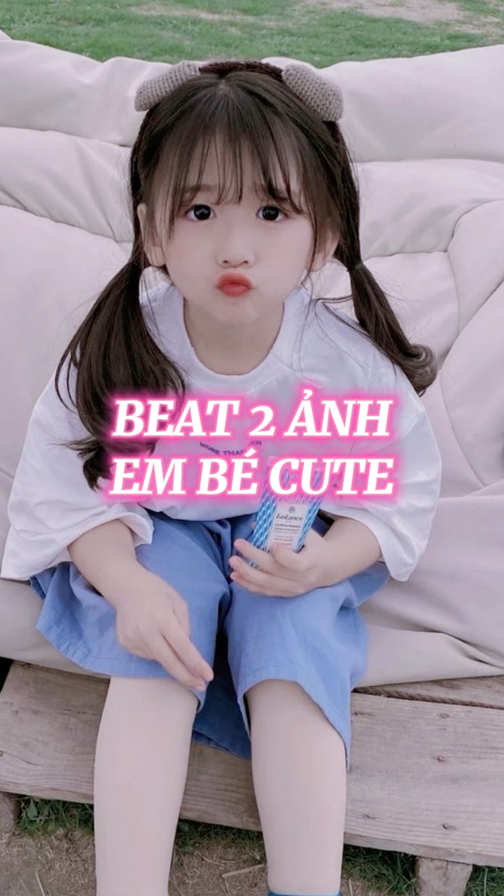 Mẫu Em Bé Cute 2 Ảnh
