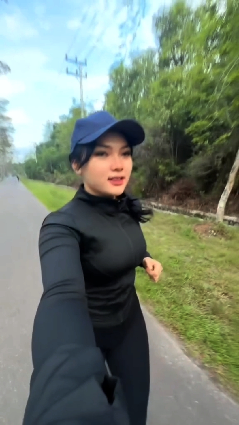 SLOWMO JOGINGMU