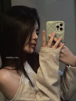 1 Ảnh Lyrics ~ Màu