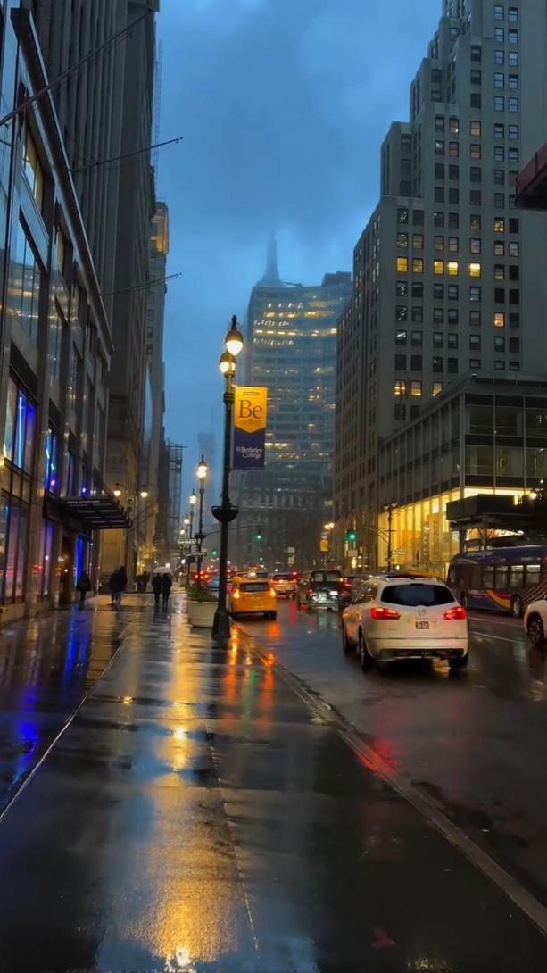City vlog vibes