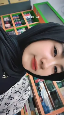 hari demi hari