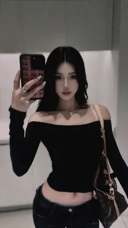 Mirror selfie