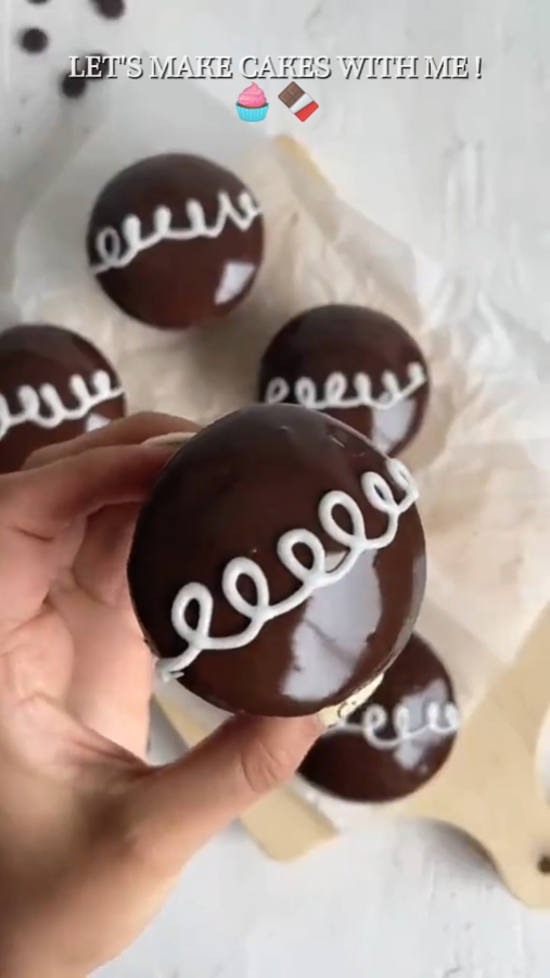 Mari kita membuat kue...