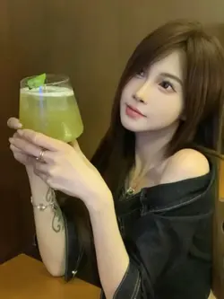 mẫu cực cuốn