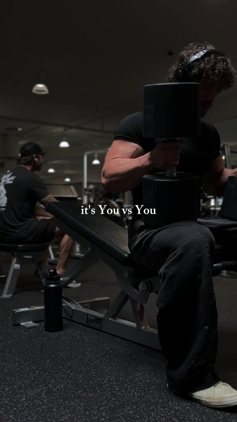 GYM | BEAT YOURSELF 