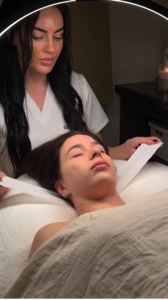 Produk spa wajah 