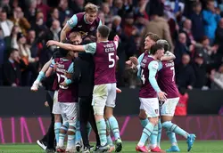 rating Burnley kits