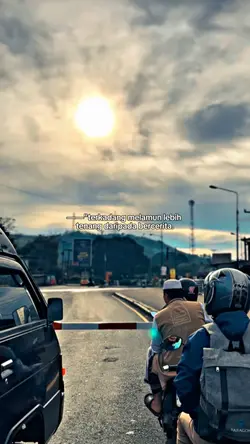 — terkadang melamun 