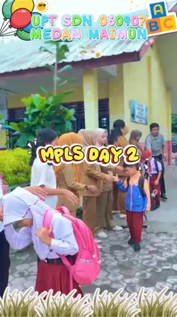 Hari baru sekolah