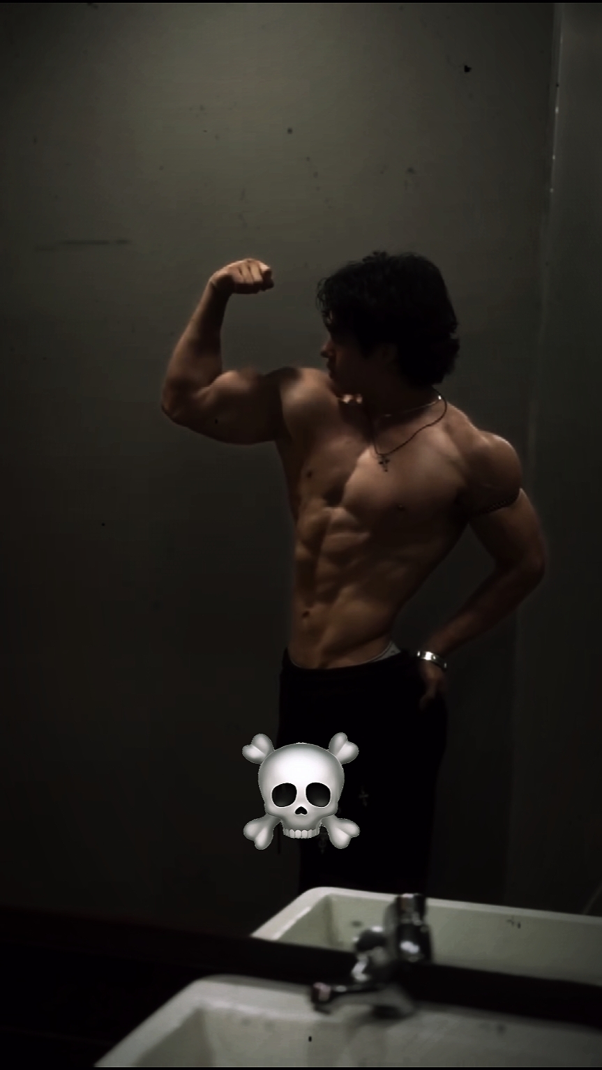 gym skullface