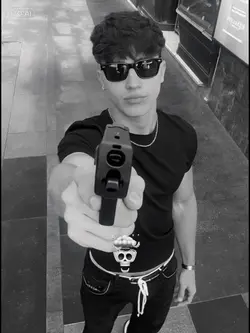 Gun
