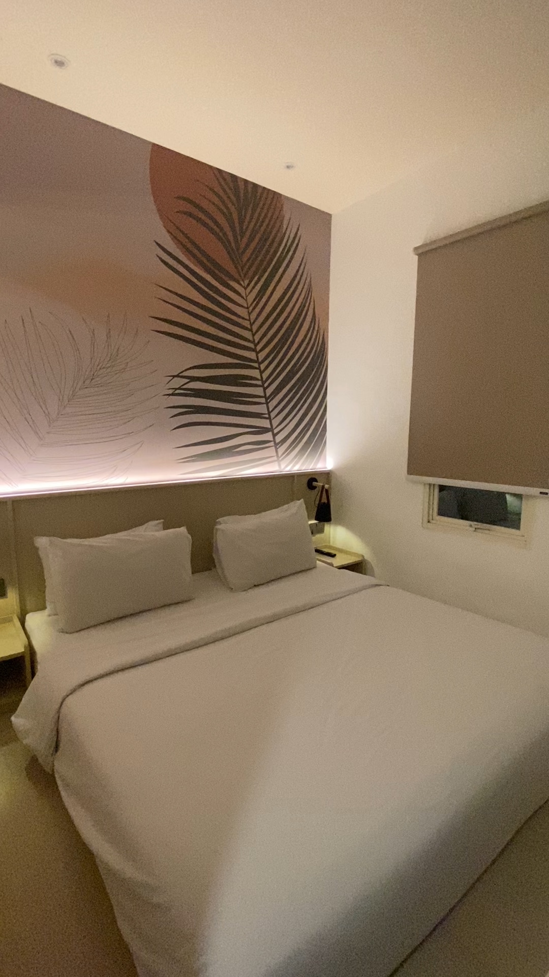 HOTEL RIVIEW 
