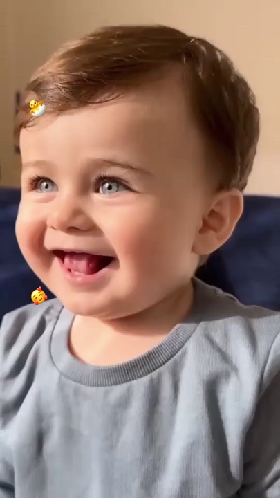 Bayi lucu 