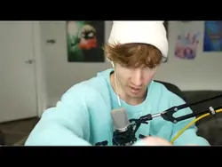 <3