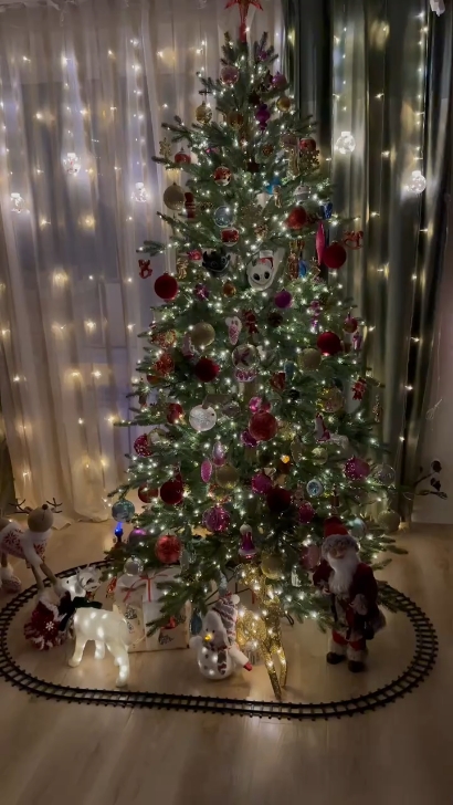 Christmas is Coming 