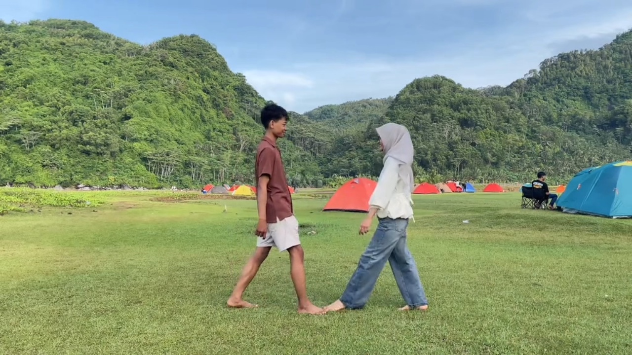Traveling with you