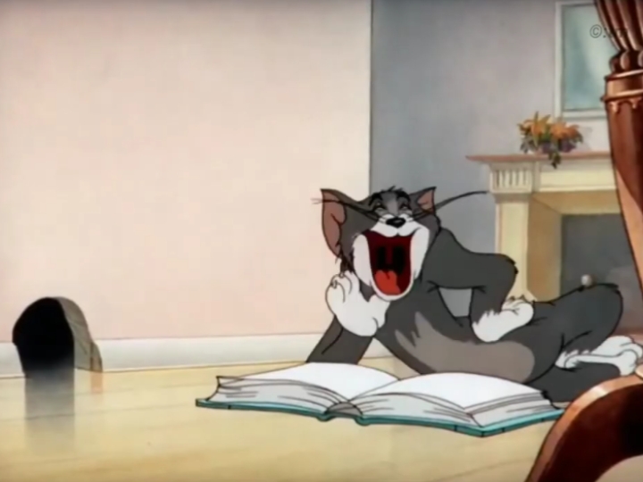 tom ketawa ngakak