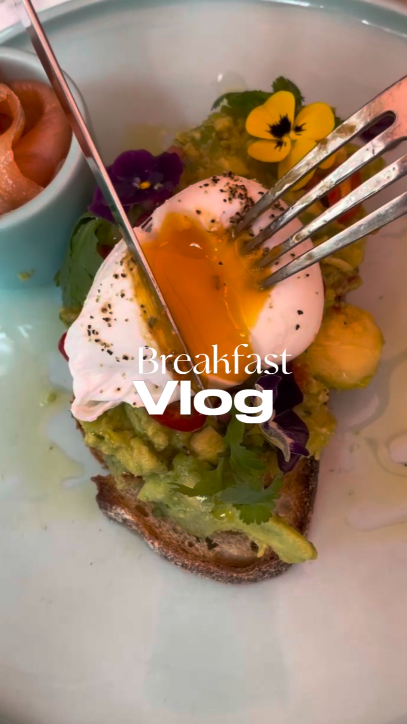Breakfast vlog