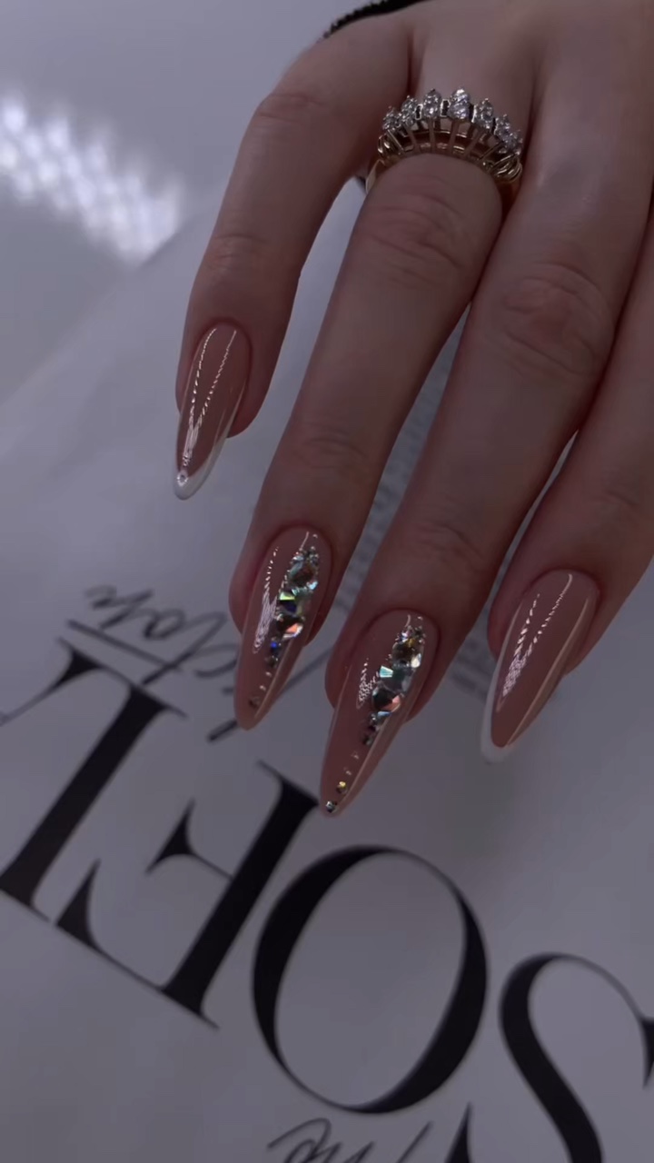 NAILS 