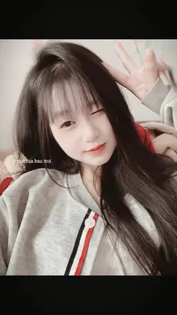 MẮT TỰA BẦU TRỜI