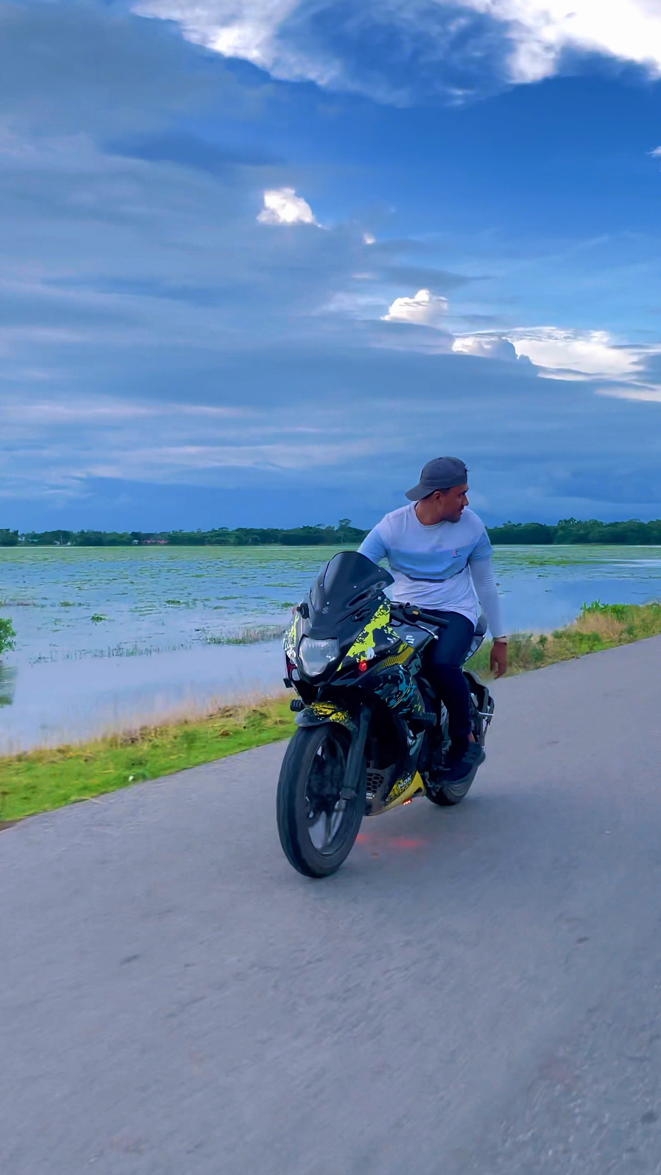 Video de montar en bicicleta🔥