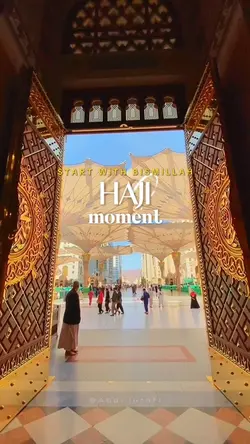 Haji umroh moment