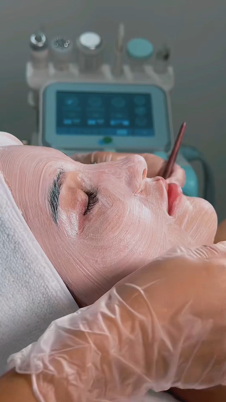 Facial