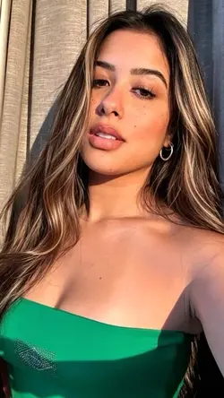 MORENA ILUMINADA