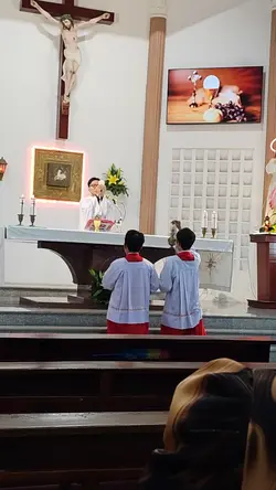 CON XÔNG HƯƠNG