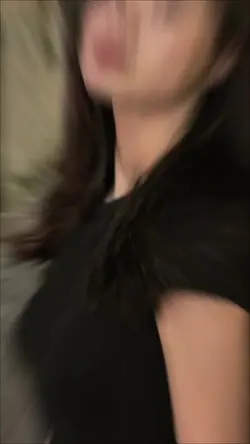 巷口小店放的那首旋律真上頭
