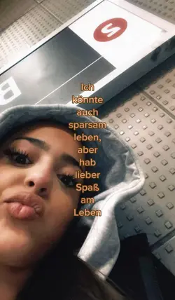 ✌🏼