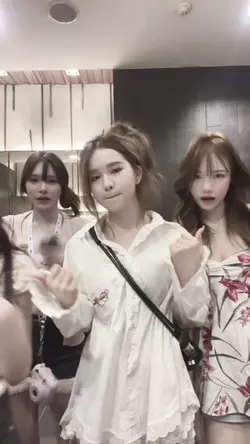 เเก๊งนางฟ้าา