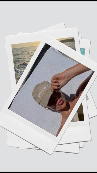 Polaroid photobooth
